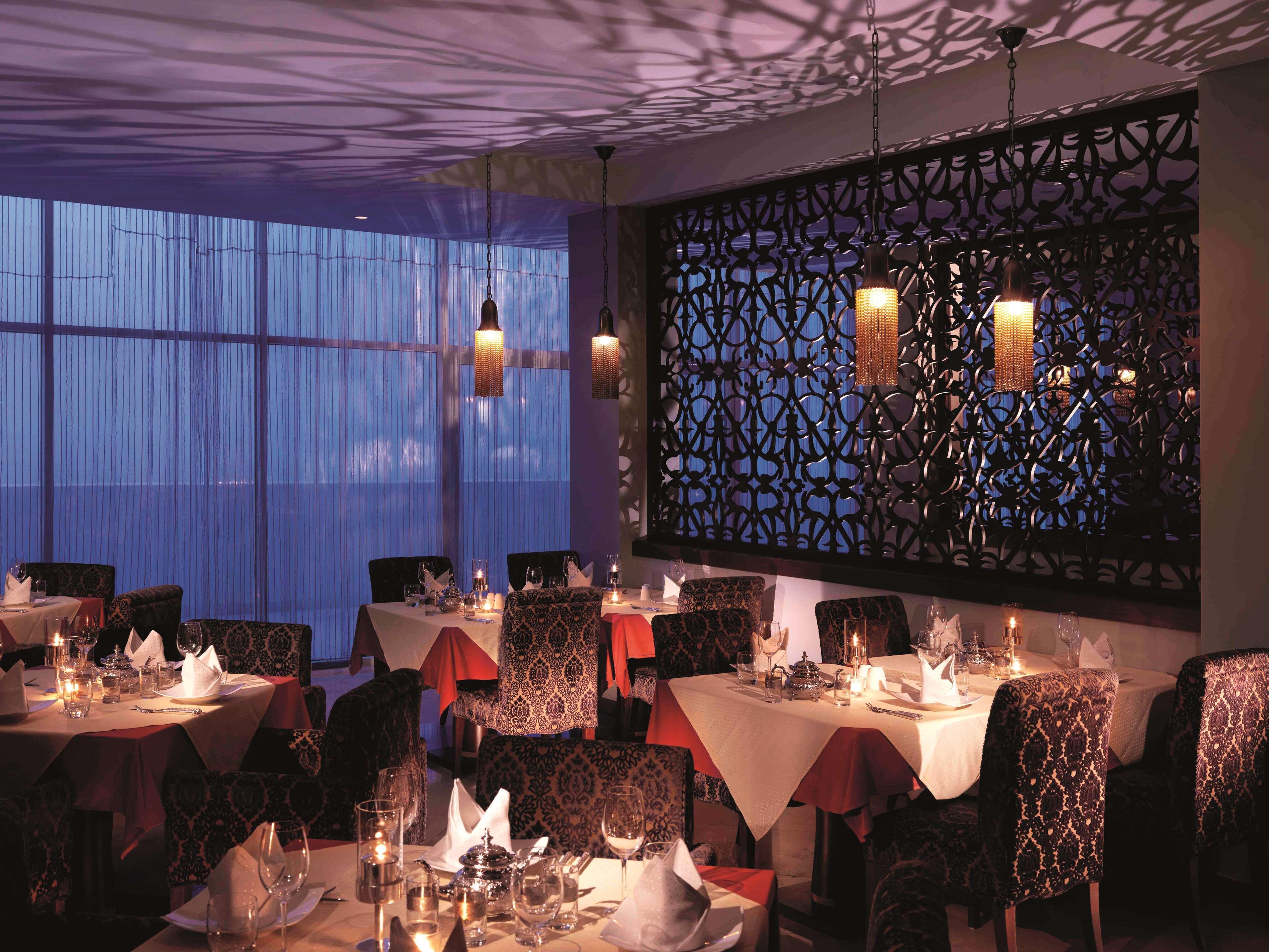 Radisson Blu Resort, Al Fujayrah Restaurante foto