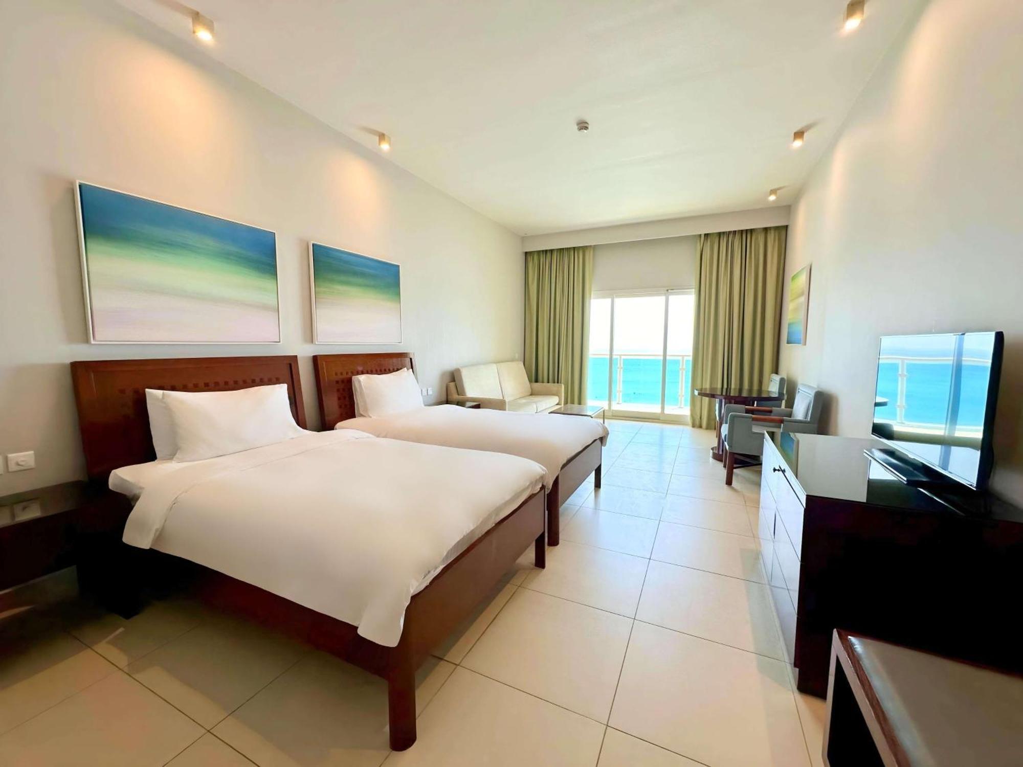 Radisson Blu Resort, Al Fujayrah Exterior foto Deluxe Room